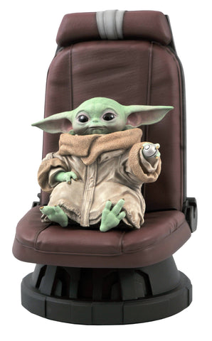 STAR WARS THE MANDALORIAN CHILD IN CHAIR 1/2 SCALE STATUE